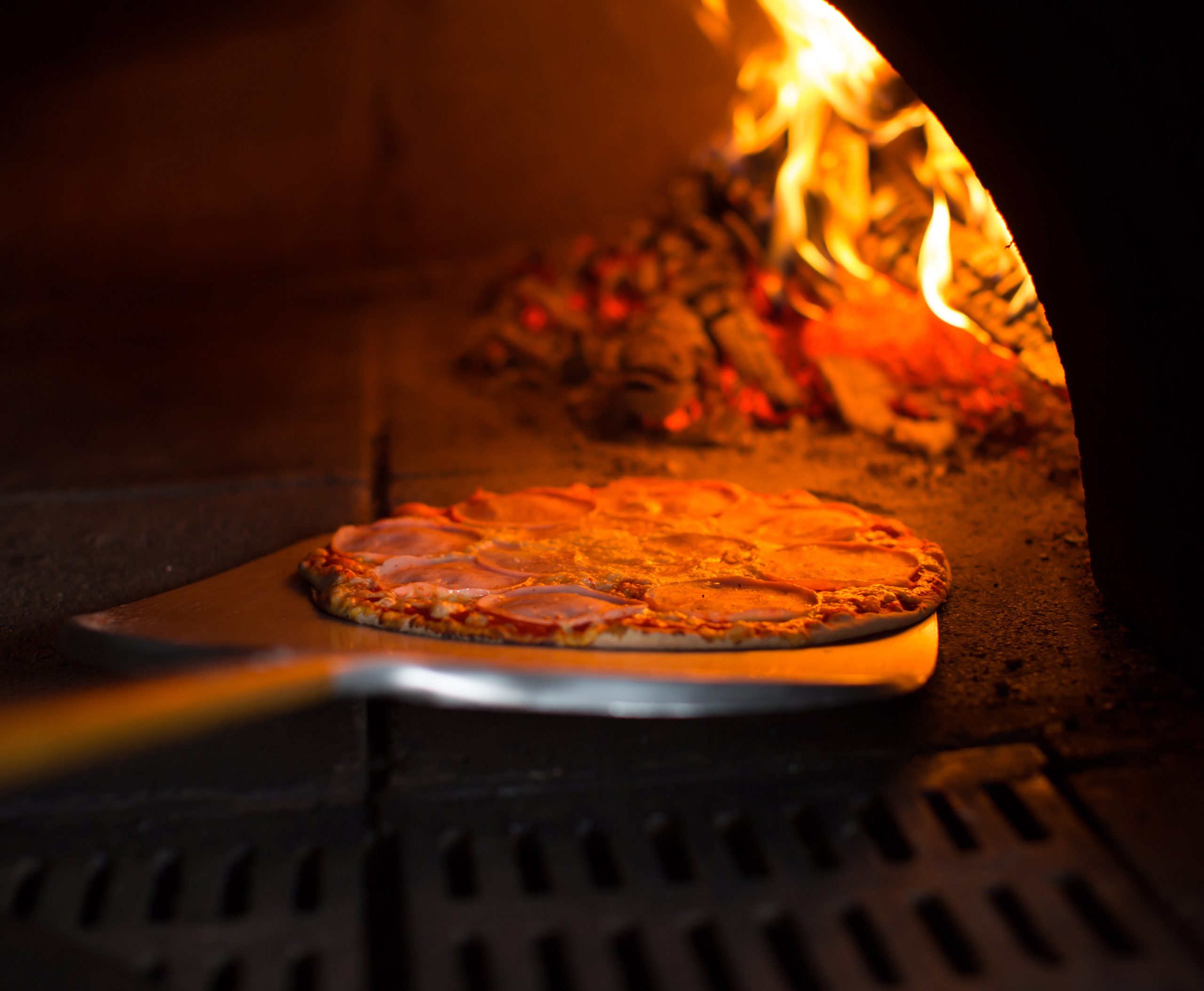 Read more about the article <strong>Fire Up the Wood-fired Oven on National Pizza Day</strong>